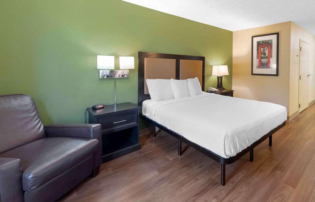 Extended Stay America Select Suites - Orlando - Southpark - Equity Row Ruang foto