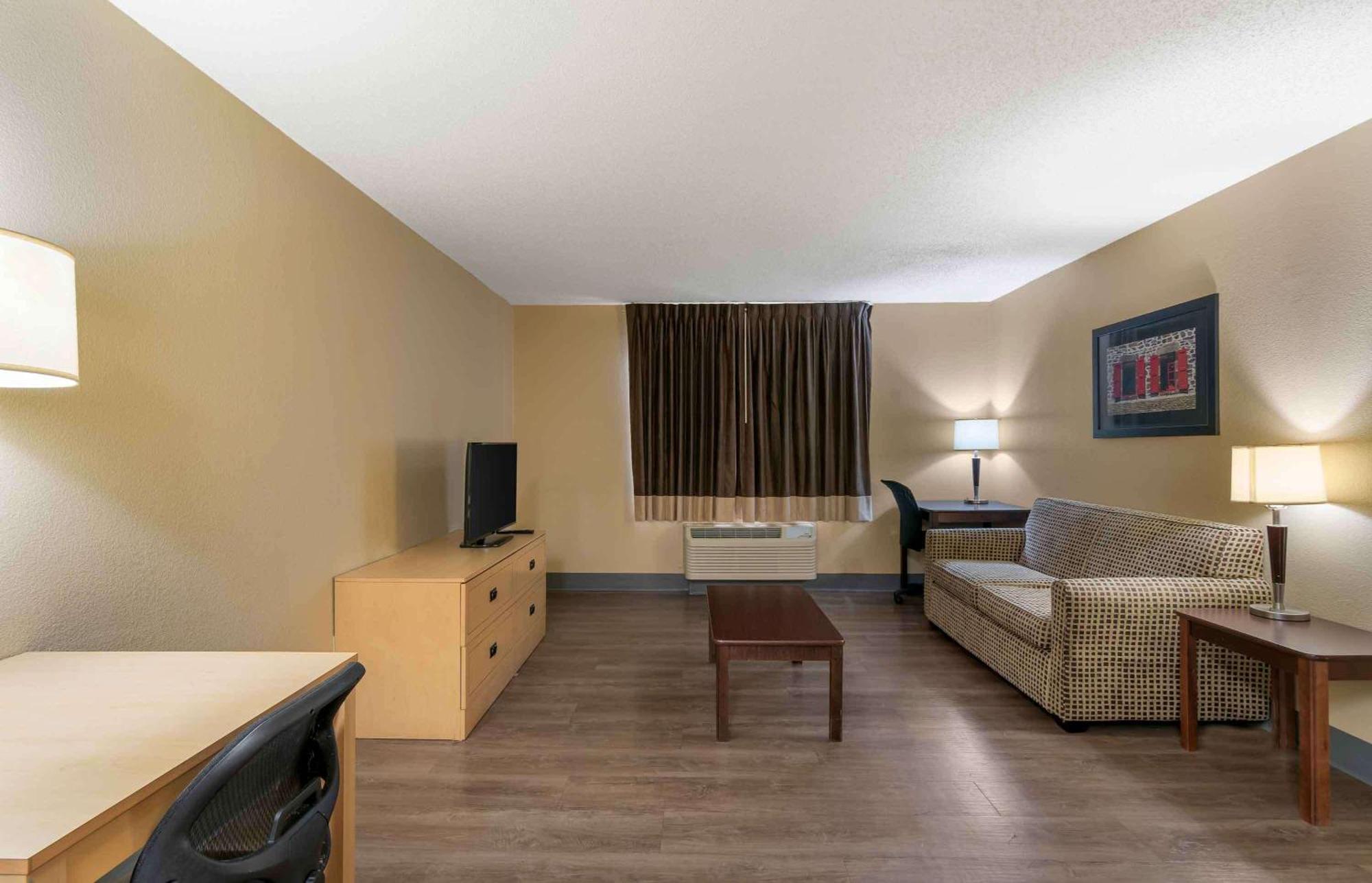 Extended Stay America Select Suites - Orlando - Southpark - Equity Row Bagian luar foto