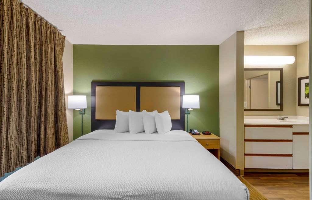 Extended Stay America Select Suites - Orlando - Southpark - Equity Row Ruang foto